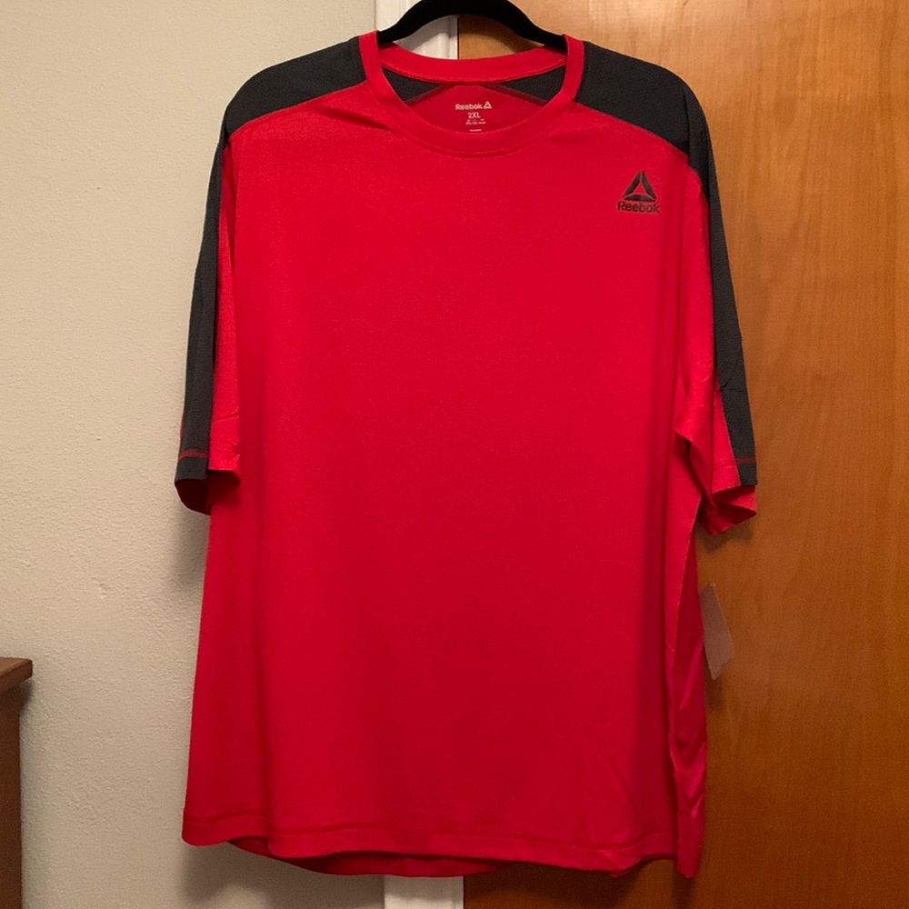 NWT 2x Reebok Tee Shirt